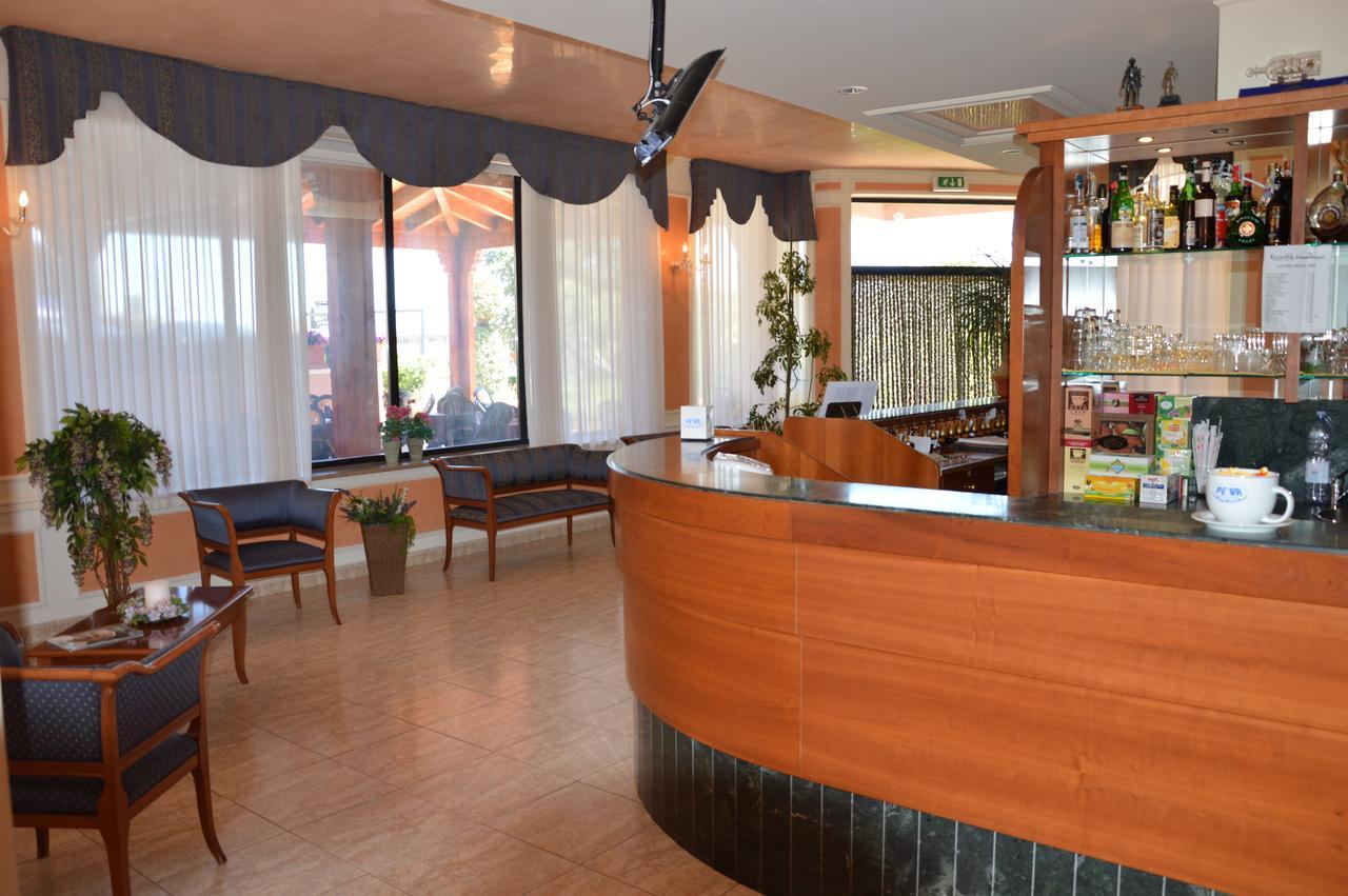 Hotel Rosamarina San Giovanni Rotondo Exterior photo