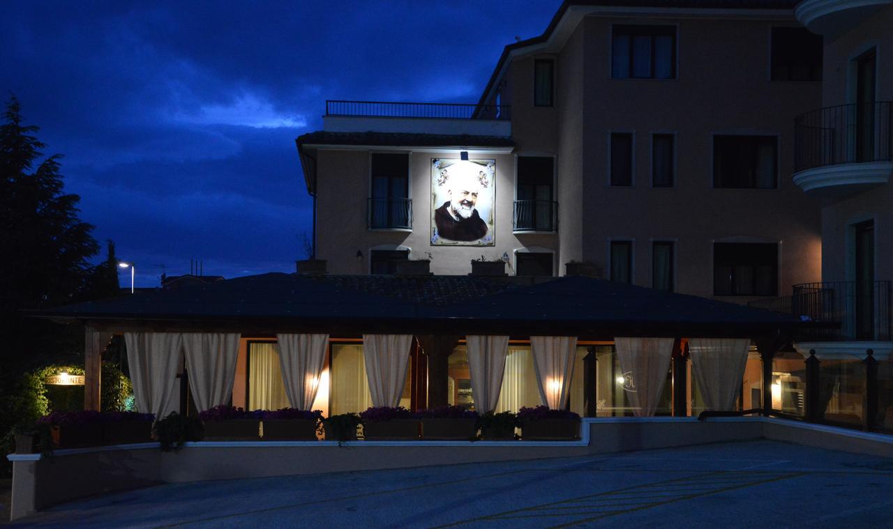 Hotel Rosamarina San Giovanni Rotondo Exterior photo