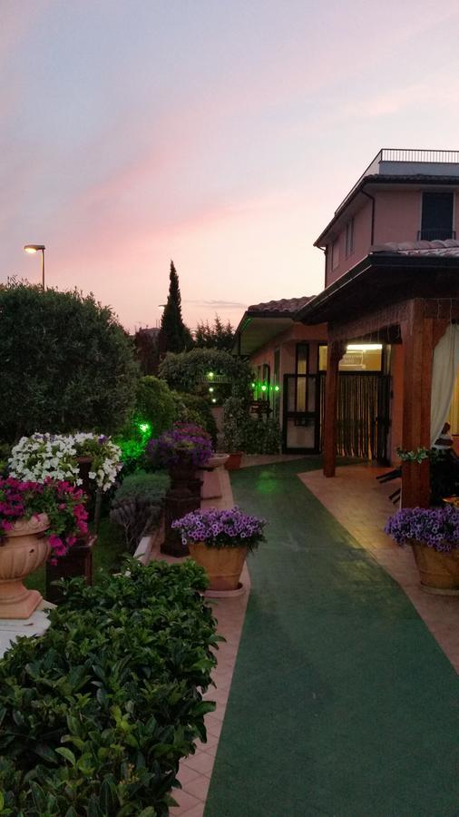 Hotel Rosamarina San Giovanni Rotondo Exterior photo